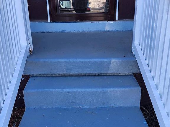 3rd image of 12 George St