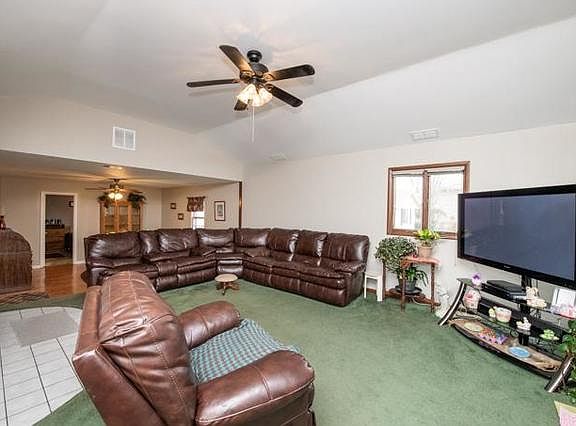 5th image of 26132 N Maple Ave