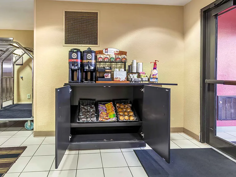 Free Grab-and-Go Breakfast