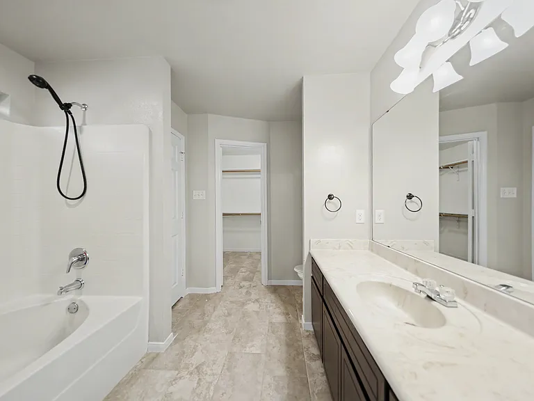 2701 Tarrant County Dr — Photo 17