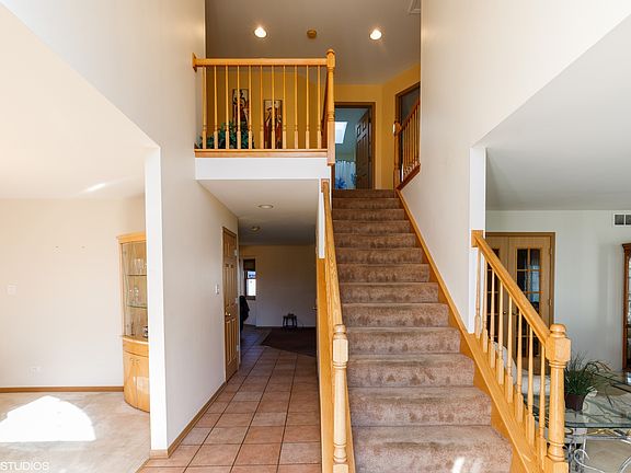 2nd image of 16759 Carrington Dr