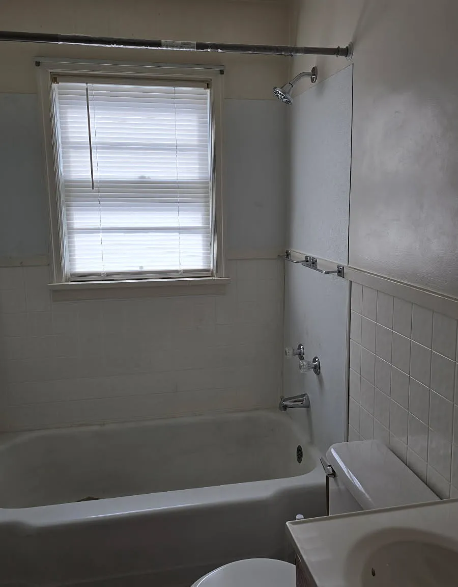 1 bed, $700 — Photo 4