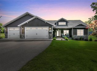 2247 105th St, Eau Claire, WI 54703