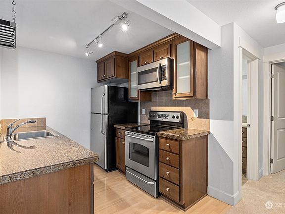 4th image of 300 N 130th Street #4206