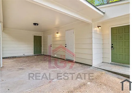 4112 Vassar Cir