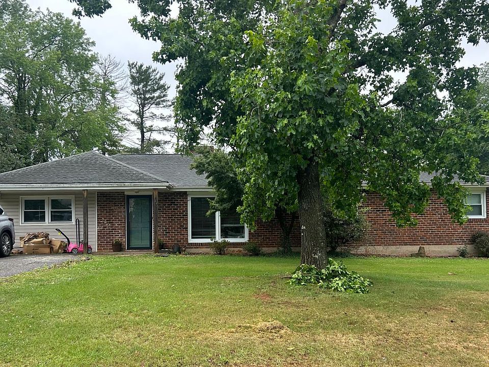 1st image of 441 Greenwell Ct