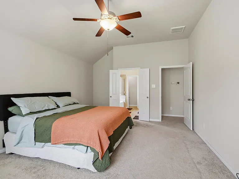 24142 Auburn Woods Ct — Photo 20