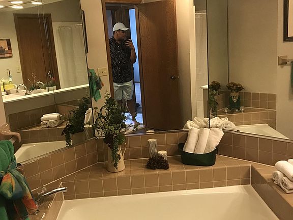 5th image of 7653 Afton Ct