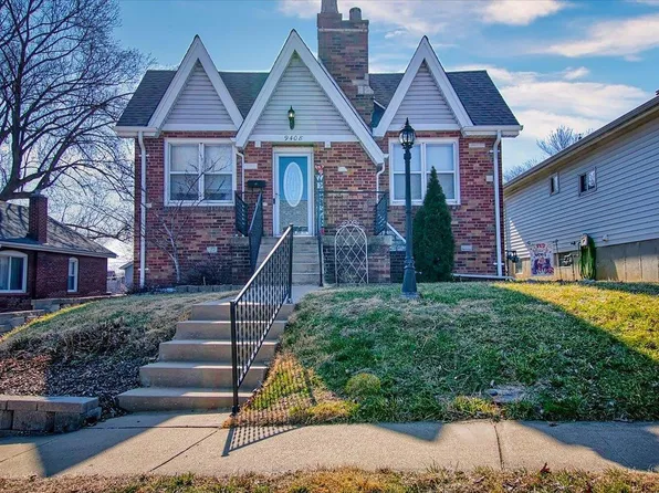 9408 Sterling Pl, Saint Louis, MO 63123