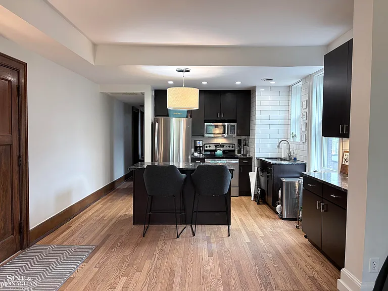 659 W Canfield St #5 — Photo 10