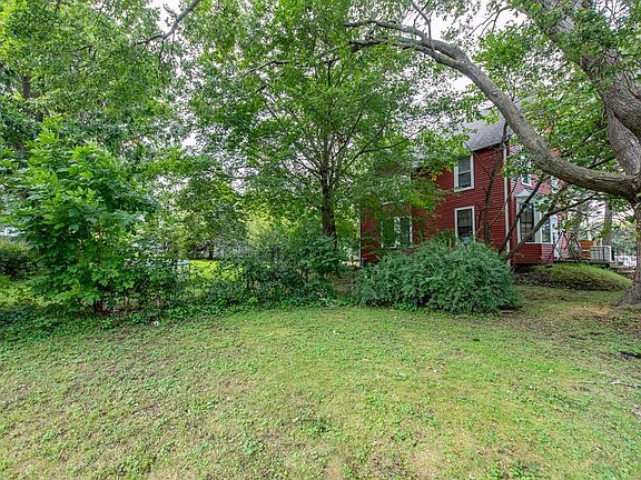3rd image of 2520 Gideon Ave