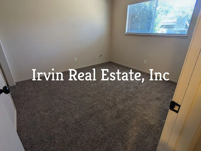 3028 Carver Rd — Photo 13