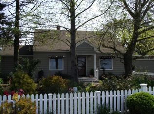 20901 SE Dereave Ln, Amity, OR 97101