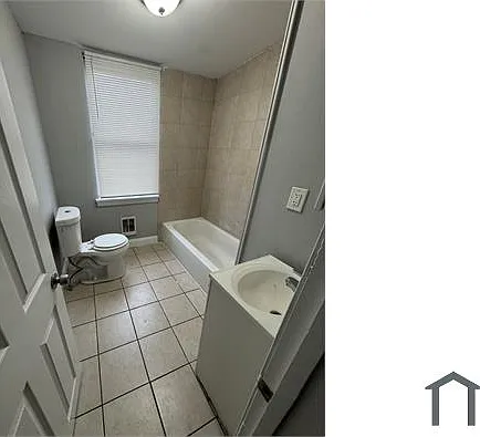 2087 E Clementine St — Photo 7