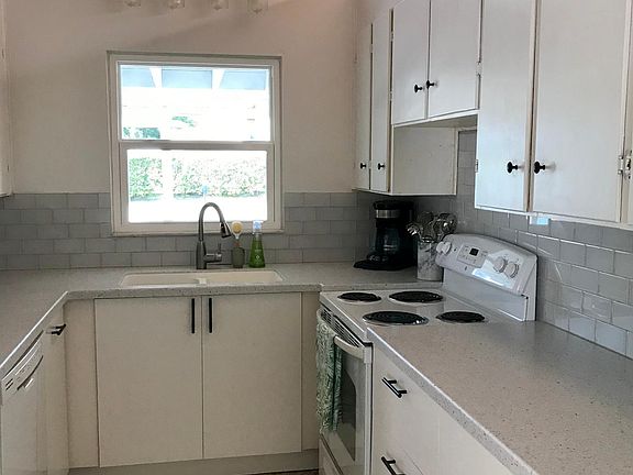 5th image of 5645 Olive Ave