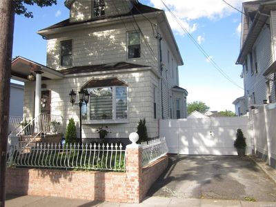 36-11 214th Place, Flushing, NY, 11361