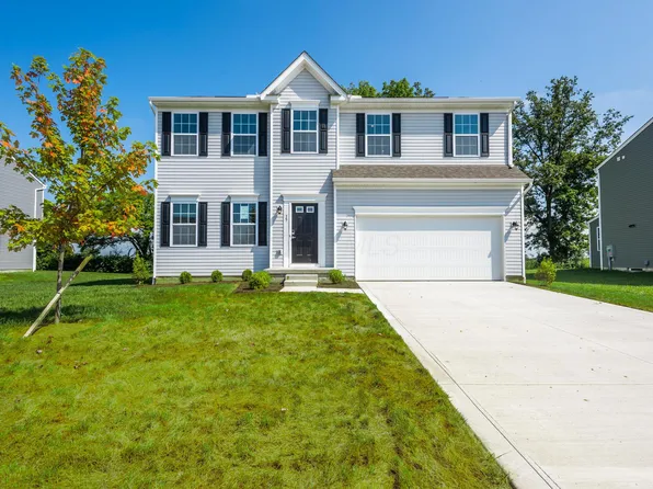 35 Hemingway Ave, Ashville, OH 43103