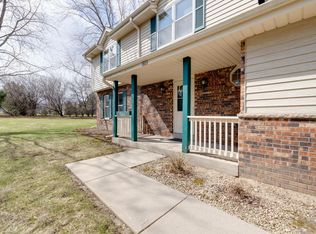 1815 Field Cliffe Dr, Richfield, WI 53076