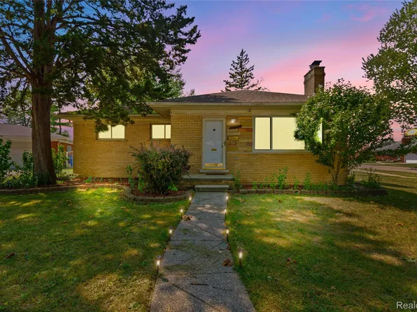 29150 Geraldine Ct, Warren, MI 48093