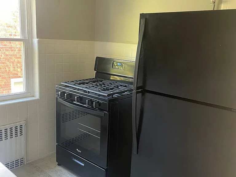 Newly Upgraded Apartments -The Courtyard at Park Hills, Minutes from Downtown — Photo 25