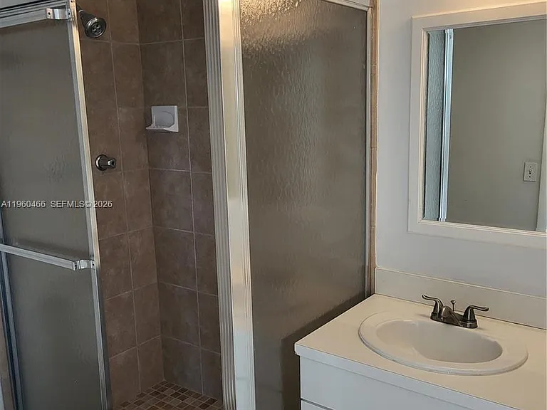 1020 94th St #503 — Photo 13