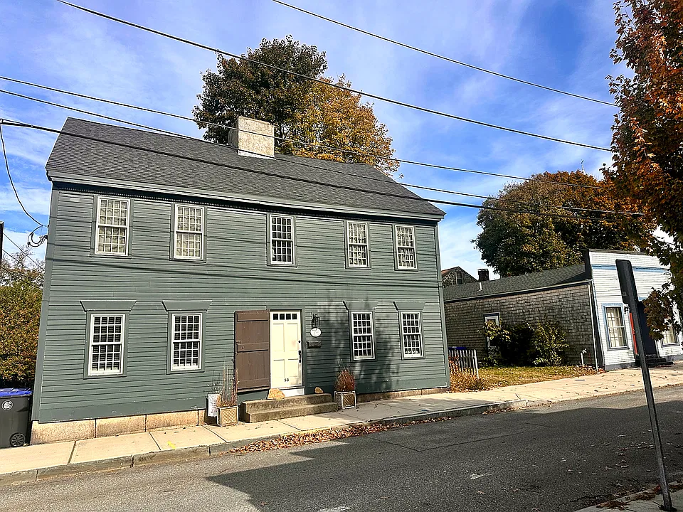53 State St #1