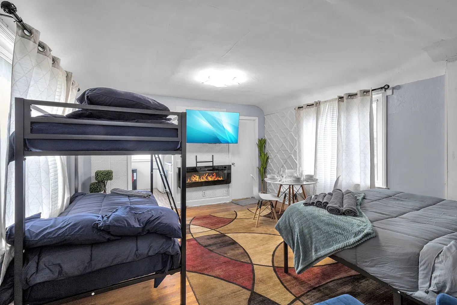 1 bed, 1.0 bath, $2,829 — Photo 4