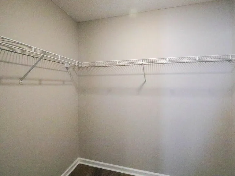 4505 Guinevere Ct — Photo 15