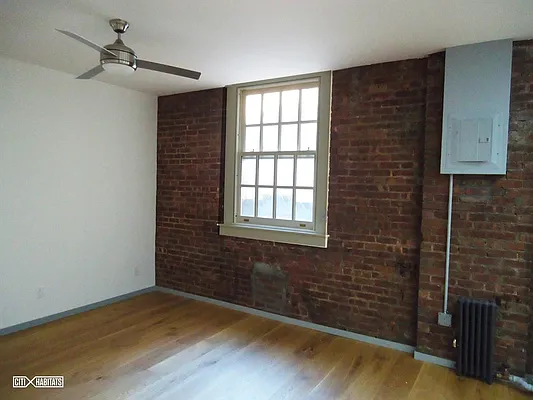 Rented by Citi Habitats | media 10