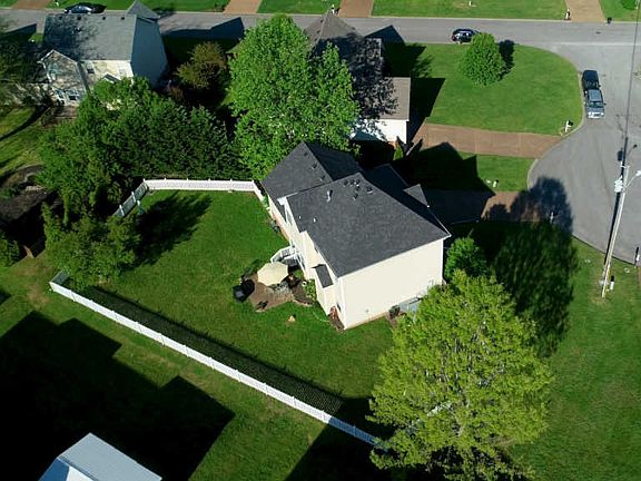2nd image of 2804 Aston Woods Ct