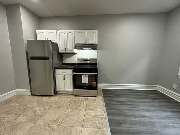 4th image of 147 Halsted St APT 305