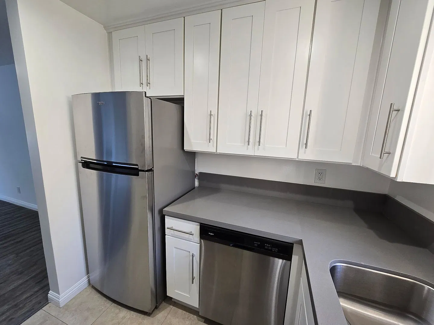 Oxford Villa Apartments — Photo 4