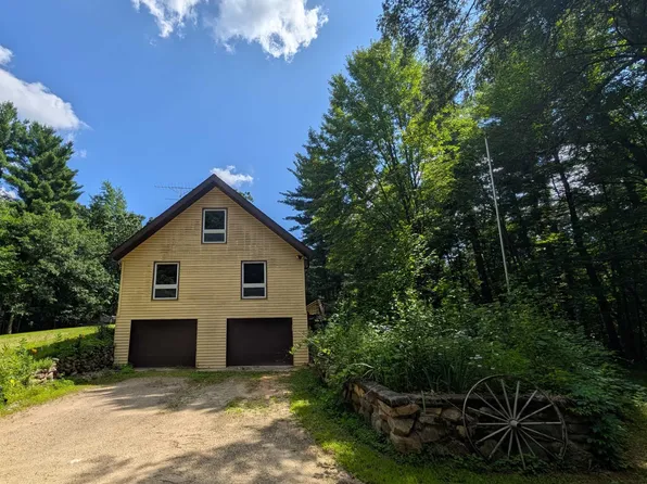 N3106 Mountain Shadow Ln, Wautoma, WI 54982