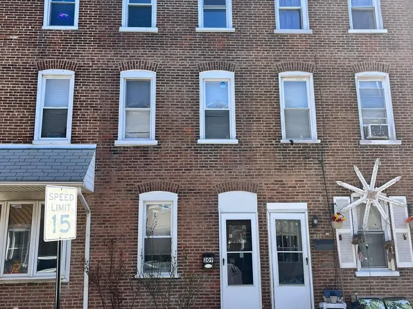 209 Lexington Ave, Eddystone, PA 19022