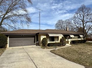 1800 Maple St, South Milwaukee, WI 53172