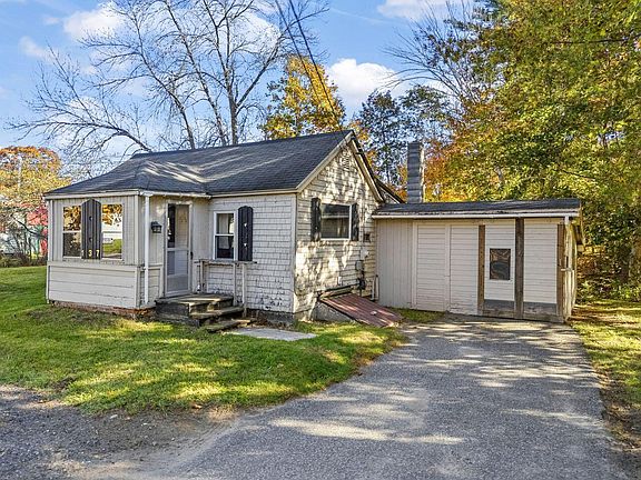 4th image of 137 Harpswell Road
