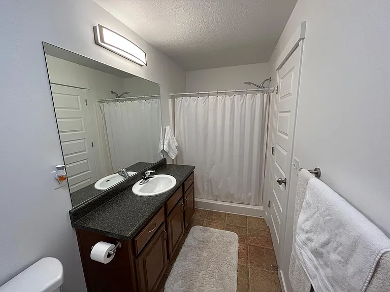 5434 W Fairgrove Ln — Photo 9