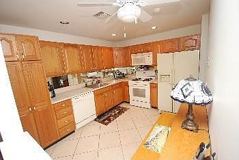 3rd image of 193 Erik Dr