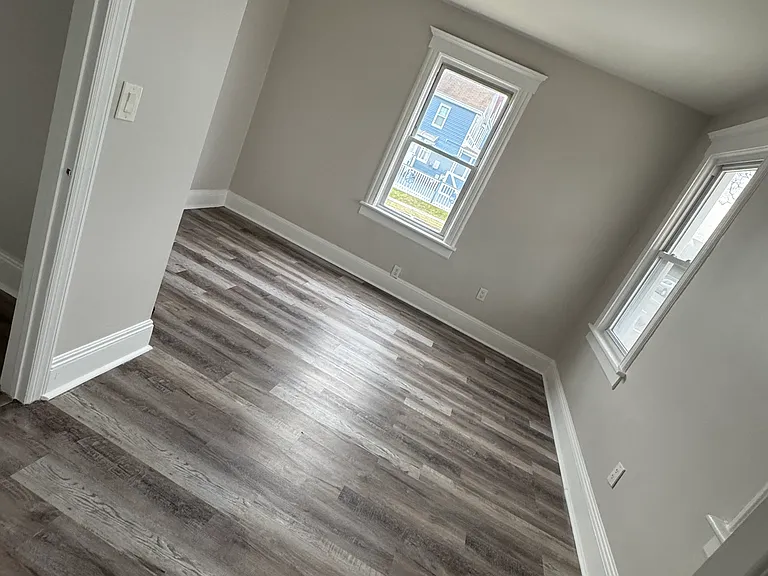 694 Amboy Ave #1 — Photo 9