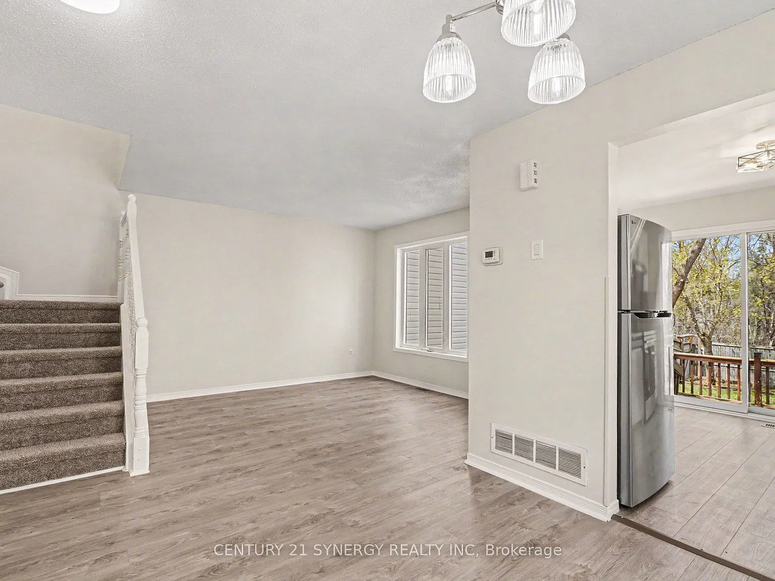 3 bed, $3,200 — Photo 4