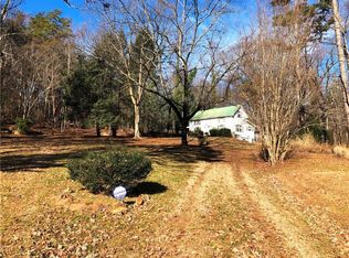 1 Rock House Rd, Dahlonega, GA 30533