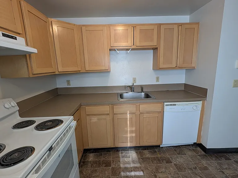 1733 21st Ave #C — Photo 5