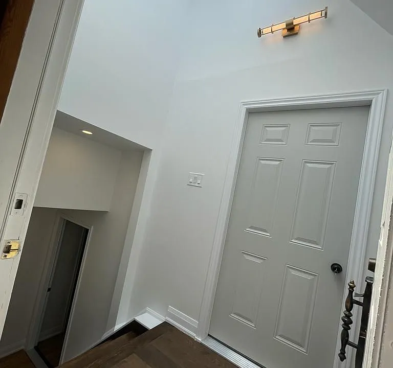 53 Oakridge Dr #BASEMENT