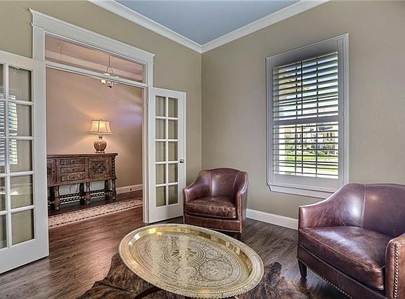 3rd image of 9311 Dahlia Way