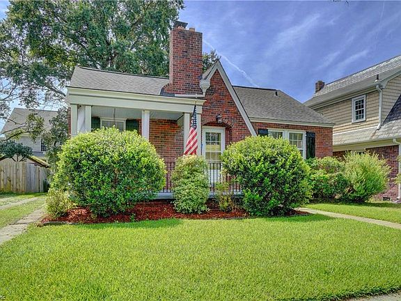 2nd image of 1363 Magnolia Ave