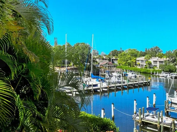 1633 Boathouse Cir, Sarasota, FL