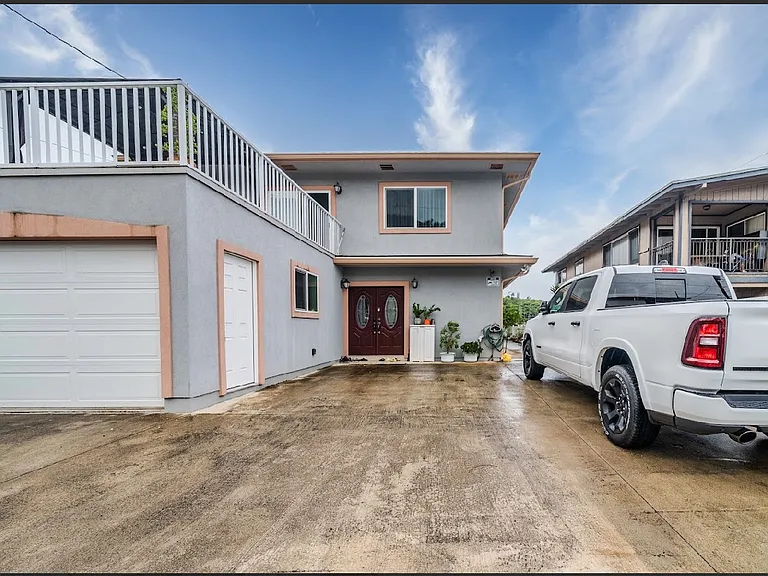 2189 Wilson St — Photo 7