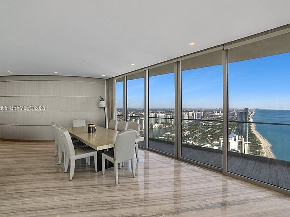 5th image of 18975 Collins Ave #4800