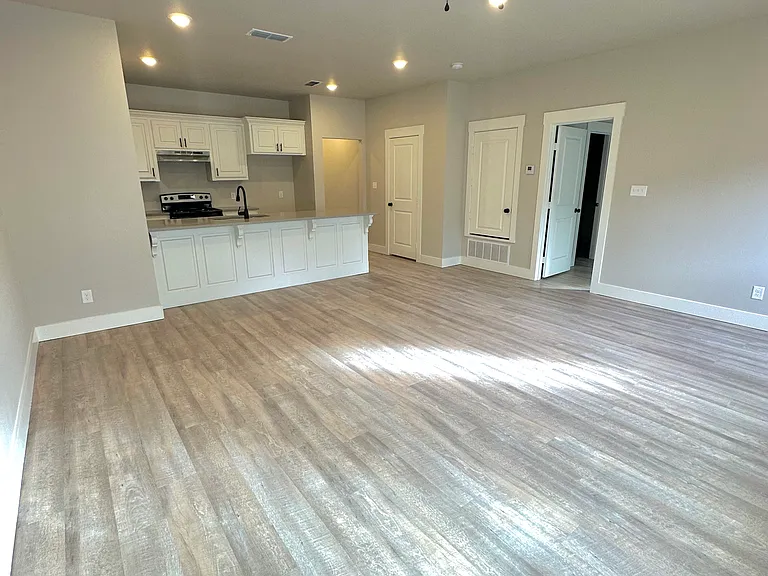 1362 Reel Rd #B — Photo 4