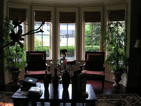 Spacious Living Area